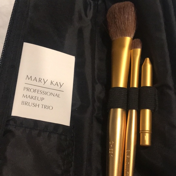 Mary Kay Professional Makeup Brush Trio Black Gold - Picture 5 of 8